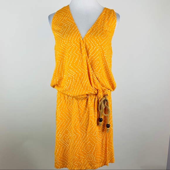 Diane Von Furstenberg Dresses & Skirts - Diane Von Furstenberg Polka Dot Halter Dress Small